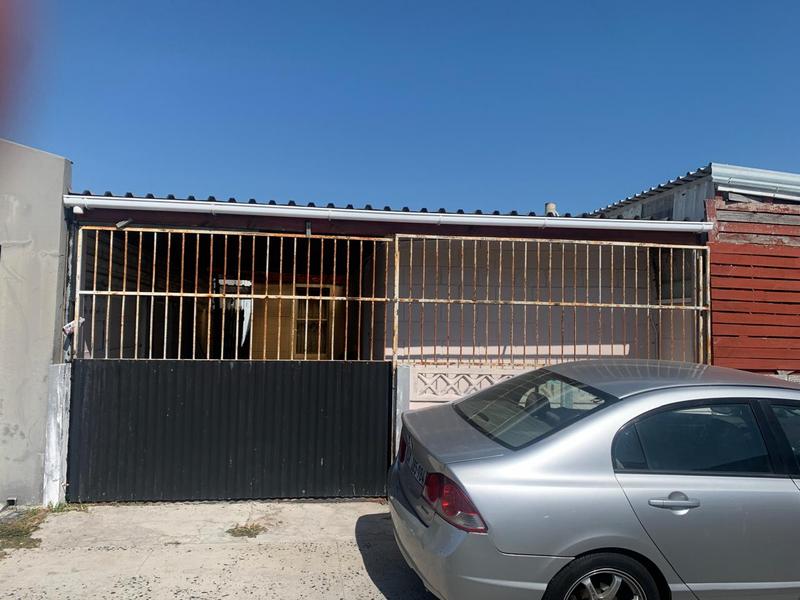 4 Bedroom Property for Sale in Westridge Western Cape